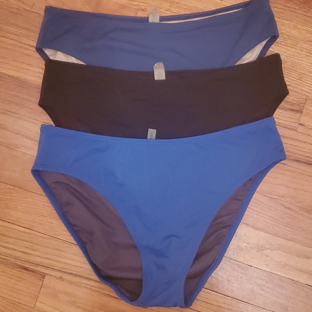 Victoria's Secret bathing suit bottoms. Set of 3!